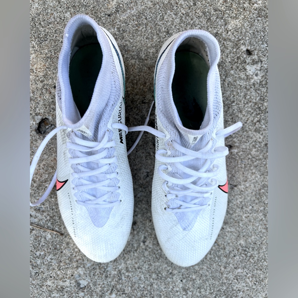 Nike mercurial soccer cleats